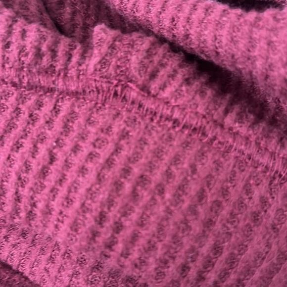 Girls' Cozy Waffle Burgundy Jogger Pants - Picture 4 of 4